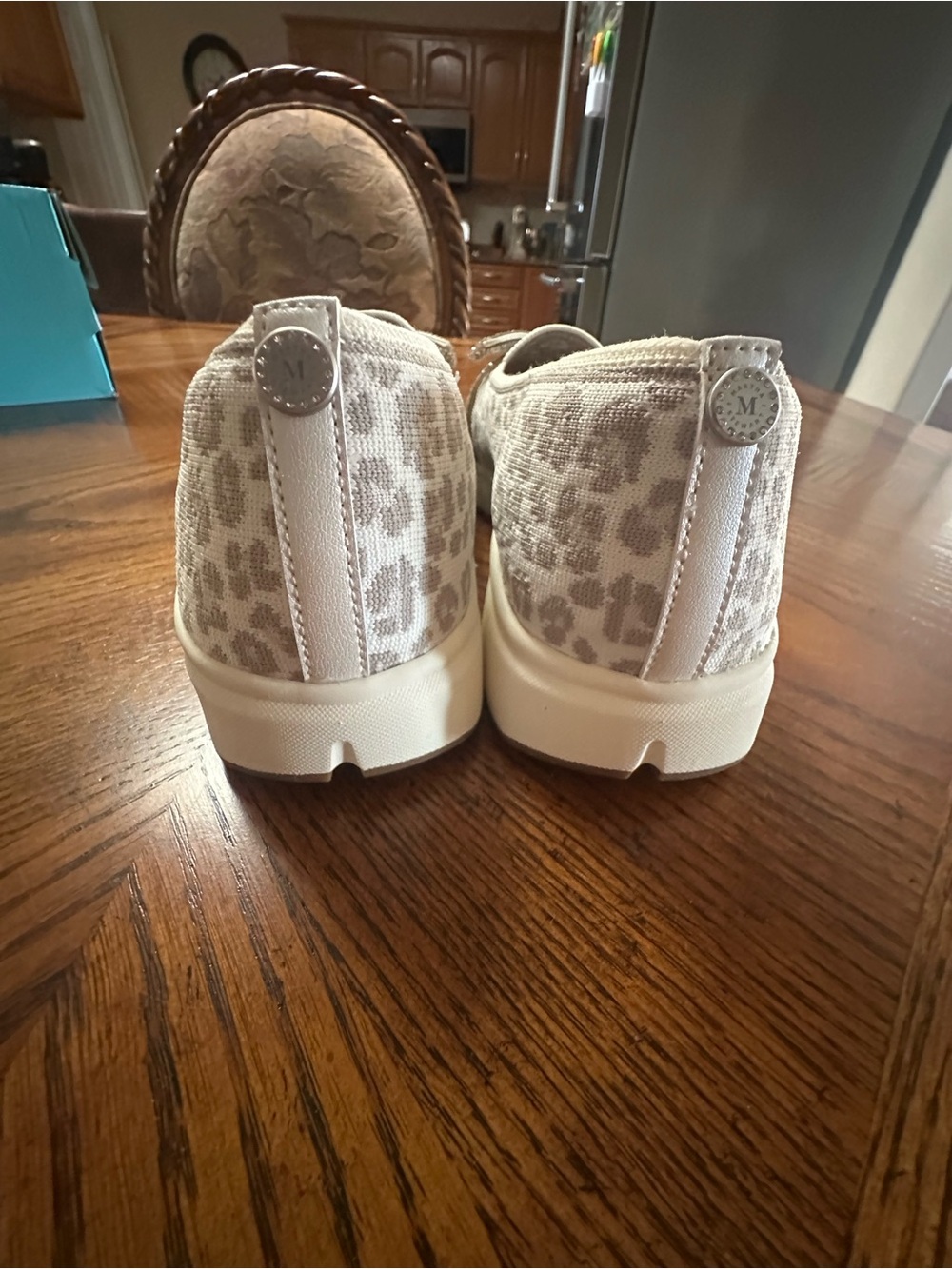 Skechers Women's Beige Leopard-Print Slip-On Flats with Sparkle Bow - Picture 5 of 9